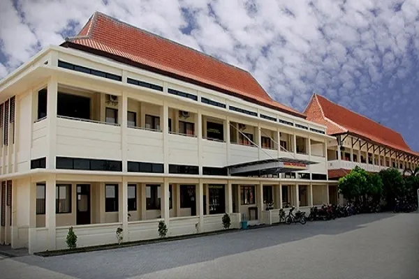 foto kampus stiper dharma wacana