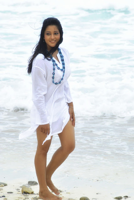 Reetu Tollywood Actress on Beach