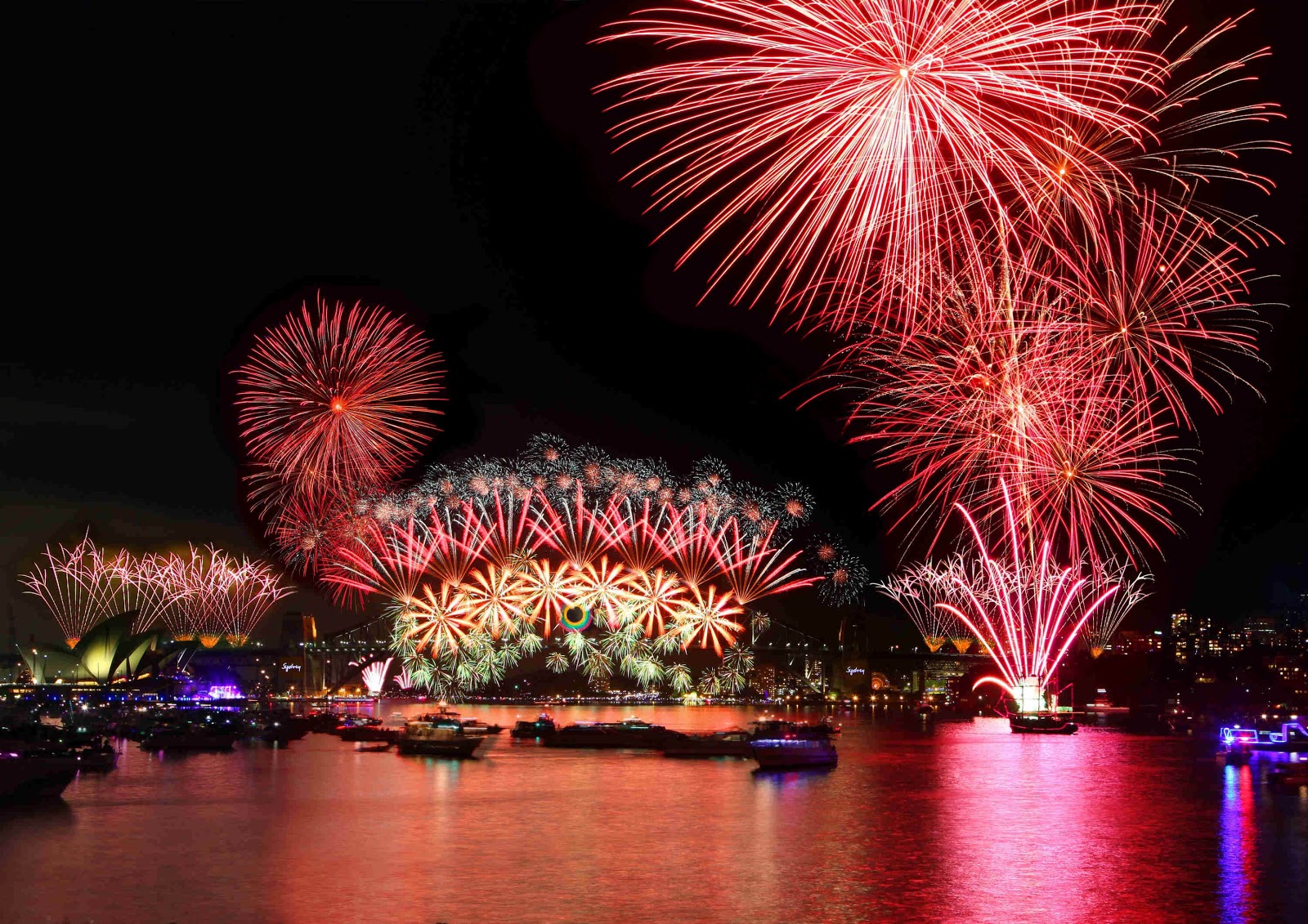 wallpaper: [PHOTOGRAPHY] New Year's Eve Fireworks: Sydney, Australia ...