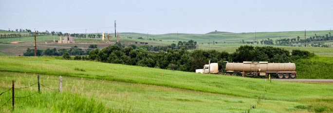 http://peakoilbarrel.com/oil-peak-north-dakota-montana-2/