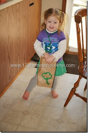 St. Patrick’s Day Color Hunt for Toddlers