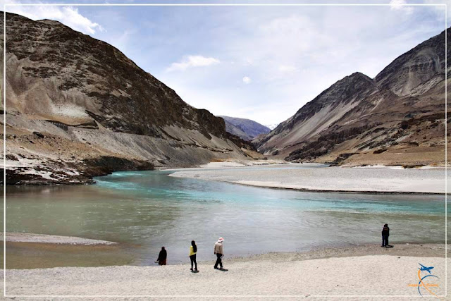 Confluência dos Rios Indus e Zanskar, em Ladakh, Índia.