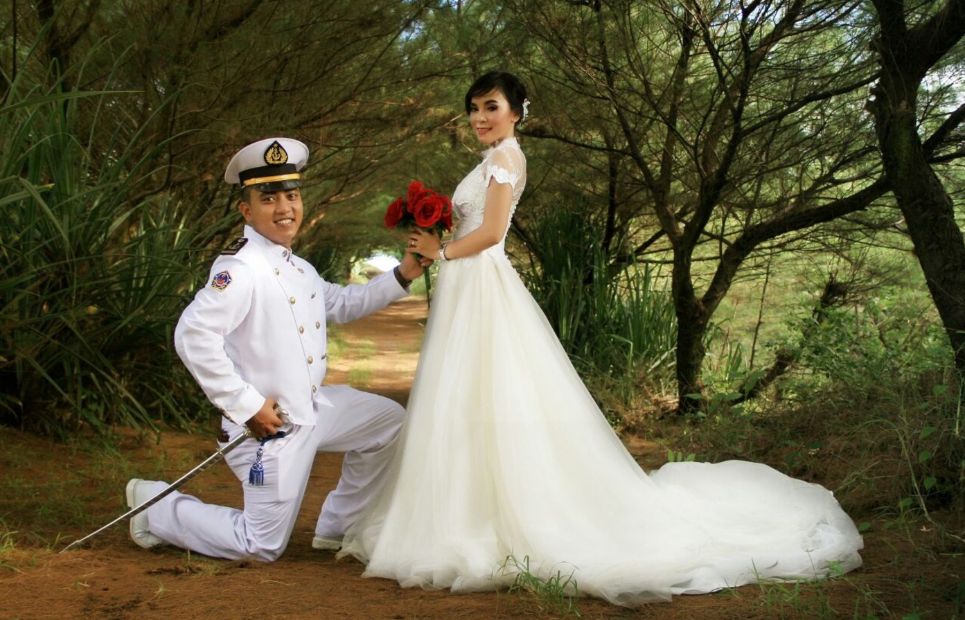 47 Gaya Foto Prewedding Modern Paling Romantis Dan Kekinian