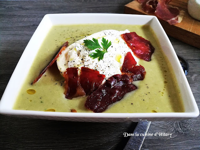 Gaspacho d'asperges vertes à la burrata et ses chips de jambon Ibérique - Dans la cuisine d'Hilary