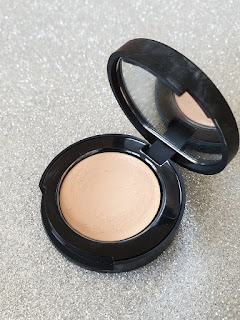 Kiko full coverage concealer