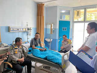 Dirbinmas Dirawat di RSUZA, Kapolda Aceh Besuk Berikan Support Dukungan Moril