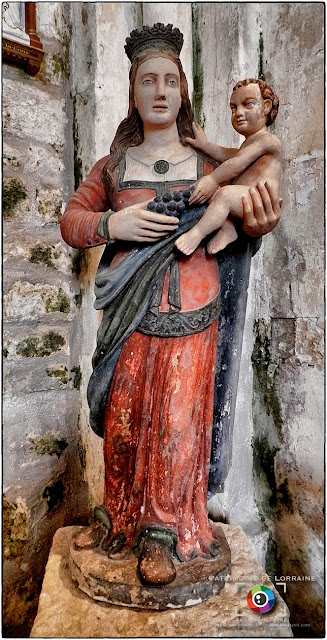 CHAMPOUGNY (55) - Vierge à l'Enfant (XVIIe siècle)