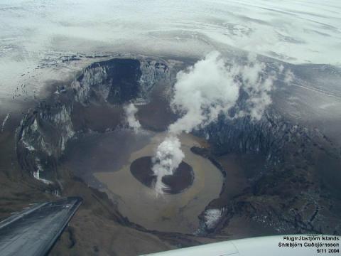 iceland volcano pictures. Iceland Volcano Eruption
