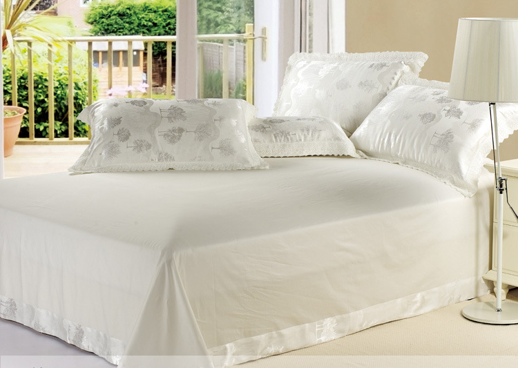 AISHAH S BEDSHEET COLLECTION CADAR PENGANTIN  PUTIH