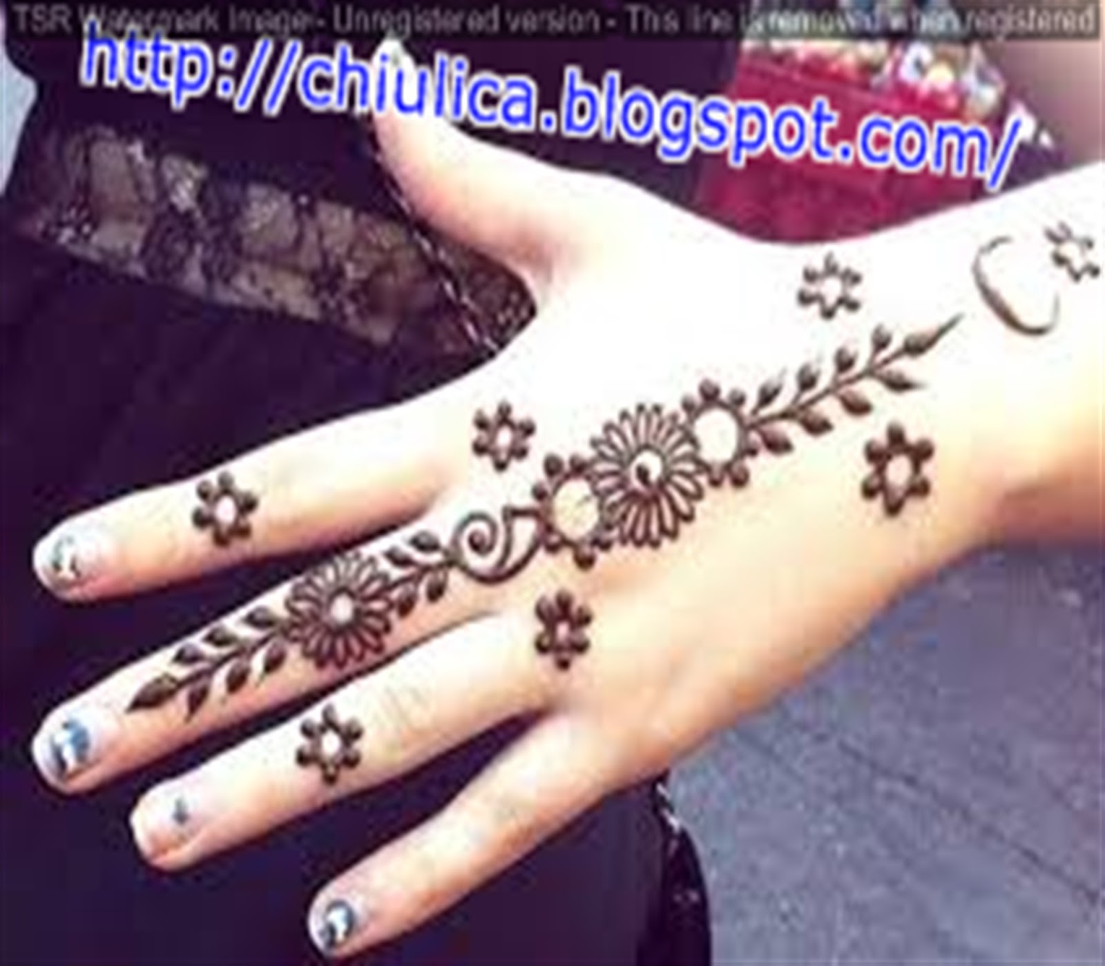 Henna Art Simple Tangan  makedes.com