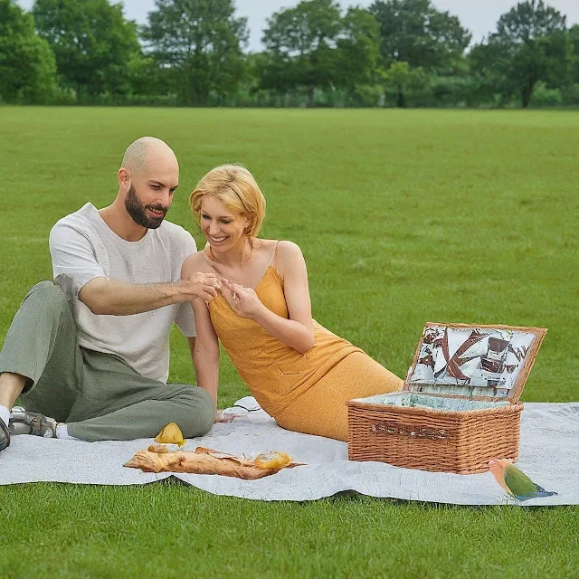 Lovebirds couple photography