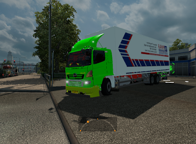 Mod ets2 truck Hino box [by Fahmi]