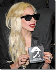 gaga_autografos