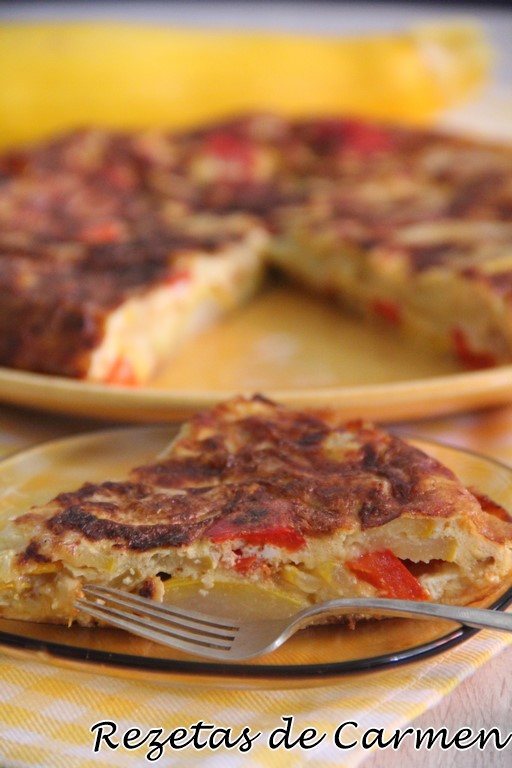 Tortilla de calabacín y pimientos