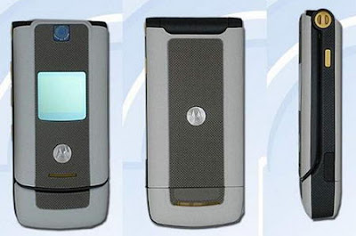 Motorola To Intros W530 Clamshell Phone