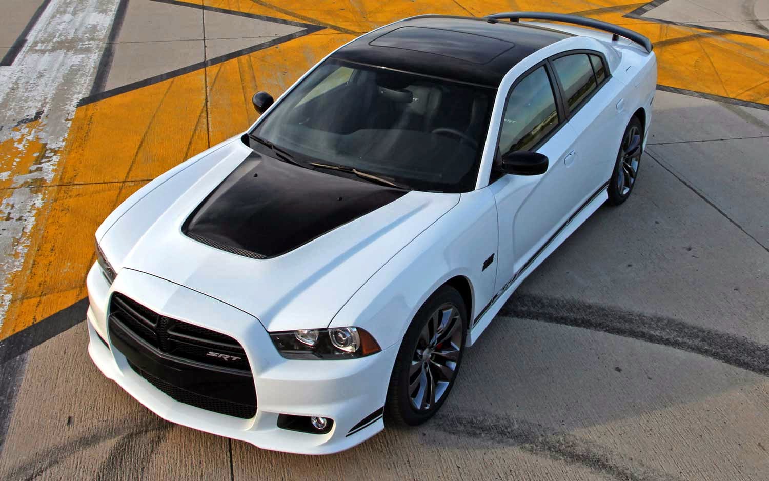 Foto Mobil Dodge Charger SRT 2014 HD Wallpaper Kumpulan Foto