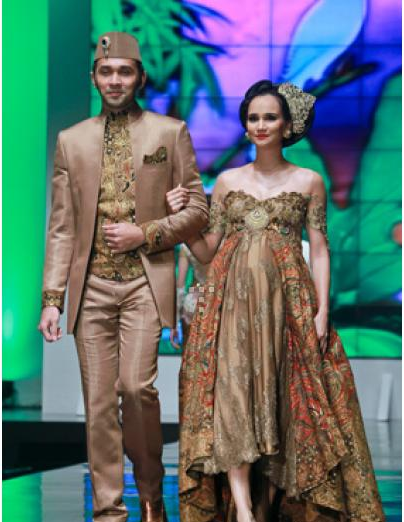  Baju  Kebaya Hamil  Modern Ciri ciri Orang Hamil  Muda 