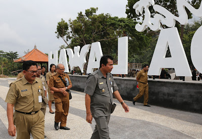 Pjs Bupati Wayan Sugiada Monitoring Sejumlah Proyek Pembangunan