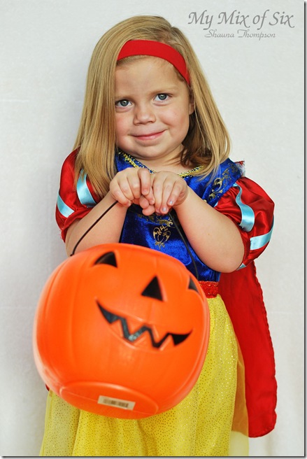 Costumes7