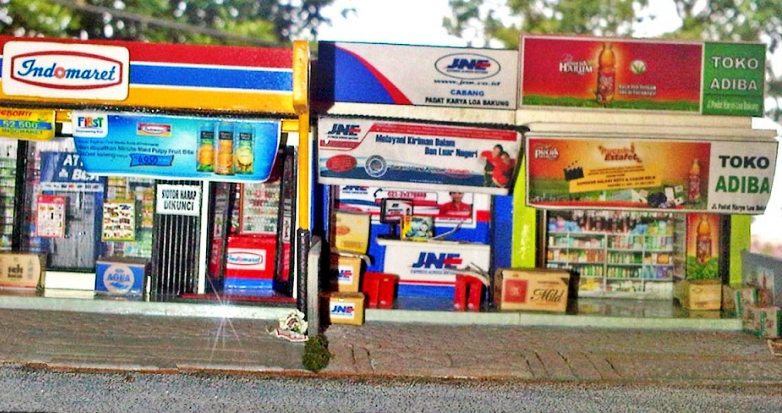 Belajar Jualan Ala Alfamart Indomaret, Pedagang Kecil Wajib Tahu!