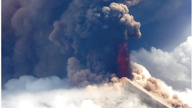 PNG Volcano Eruption - Mt Ulawum