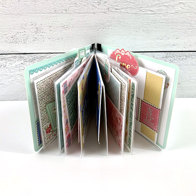 Travel Girls scrapbook mini album by Artsy Albums