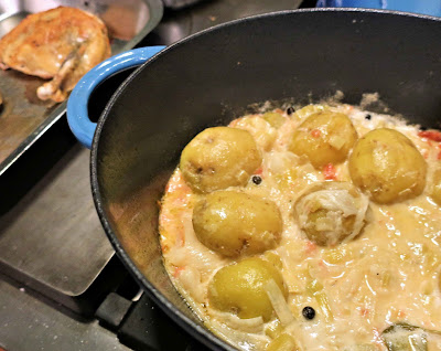 suprême de pintade, aillet, pommes de nouvelles de Noirmoutier