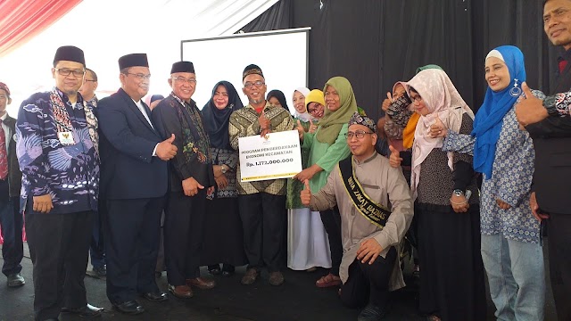 Baznas Kota Depok Salurkan Zakat Produktif 