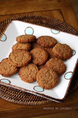 tahini_biscuits