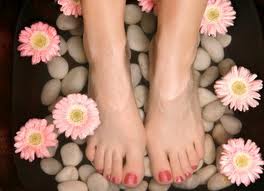 How to Eliminate Foot Odor Naturally