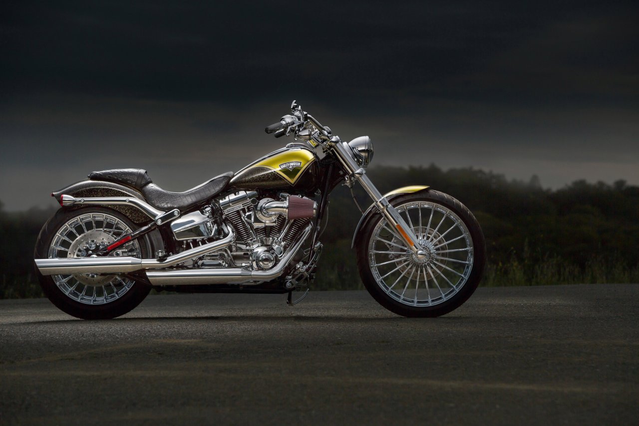 harley davidson cvo breakout 2013