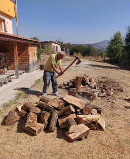 Splitting oversized logs