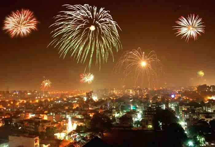Latest-News, National, Top-Headlines, Celebration, Festival, Navratri, Religion, Alerts, Accident, Diwali, Firecrackers: Important Fire Safety Precautions For Diwali.