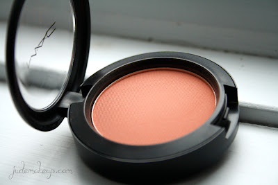 http://www.judemakeup.com/2013/12/review-blush-melba-de-mac-swatch-inside.html