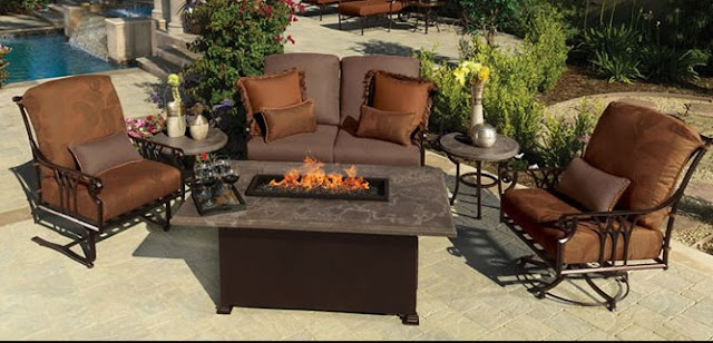 Patio-Conversation-Sets-With-Fire-Pit-Table-Dining