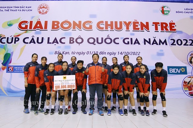 Các cầu thủ trẻ Bình Điền Long An được thưởng 100 triệu cho ngôi á quân!