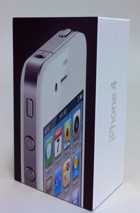 iphone 4 box pics. White iPhone 4 Box Unveiled