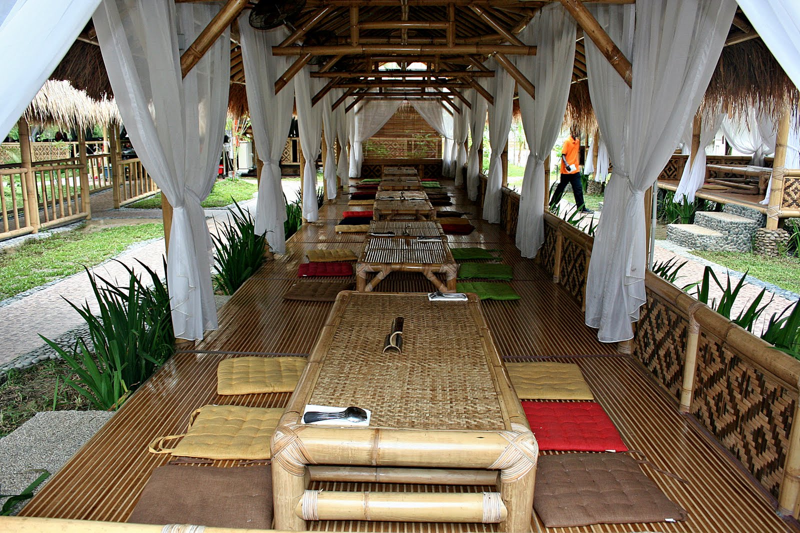  Desain  Warung  Makan Dari  Bambu 