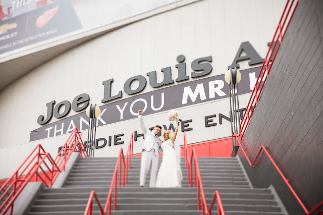 Bride and Groom at Joe Louis wedding photos