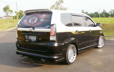 40 Modifikasi Doortrim Avanza, Info Top!