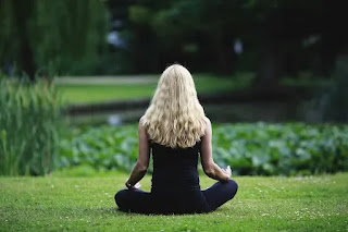 Mindfulness,Meditation,Stress reduction,Anxiety relief,Focus improvement,Productivity boost,Immunity enhancement,Better sleep,Wellbeing improvement,Self-awareness,