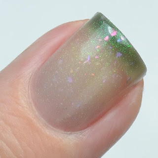 nude to green thermal color changing nail polish
