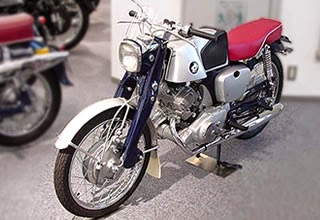 Sejarah dan Evolusi Sang legenda Honda  Cb dari  masa  ke  