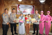 Kapolres Sidrap bersama Ketua Bhayangkari Beri Bantuan ke Keluarga Penderita Stunting dan Gizi Buruk