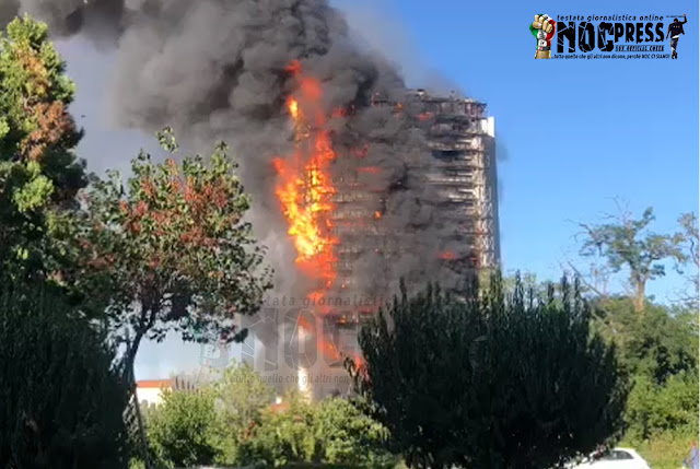 Brucia la “Torre dei Moro” a Milano. Il VIDEO delle fiamme da inferno e terrore tra i residenti