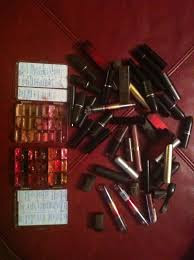  picture of VuSet Palettes.and all the lipsticks i can fit in them