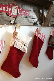 farmhouse decor, rustic Christmas, stockings, thrift store, https://goo.gl/xpejCP