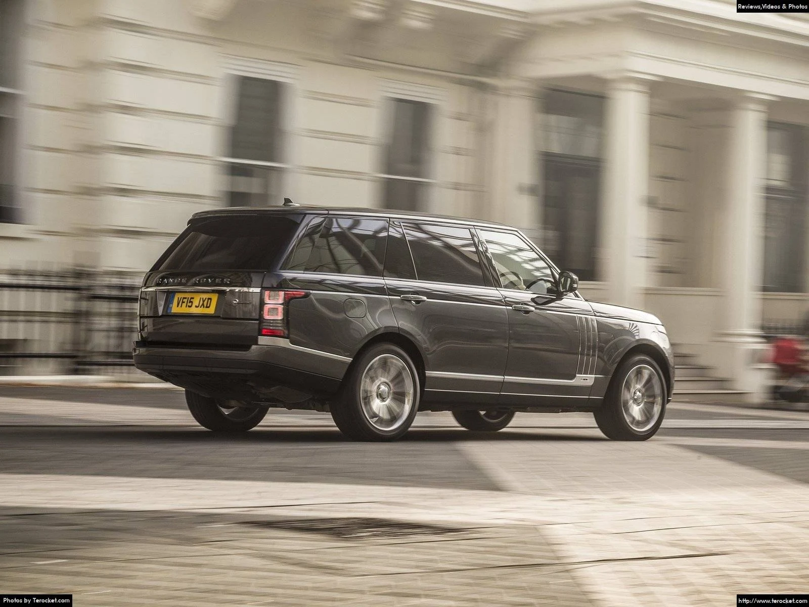 Đánh giá xe Range Rover SV Autobiography 2016