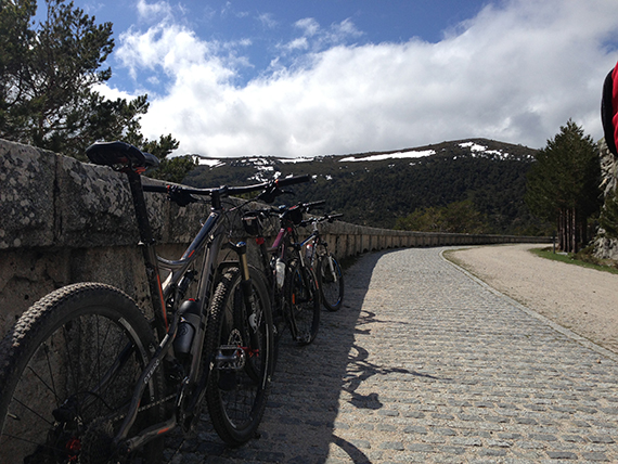 Unas fotos de nuestra ruta de Madrid a Segovia - Abril 2013