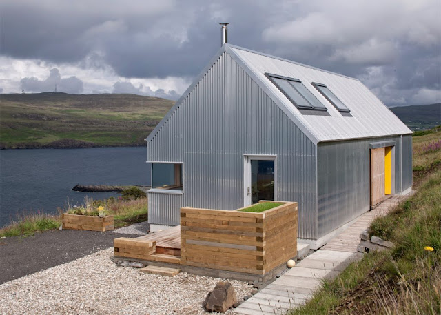 The Tinhouse Is A Holiday Home On The Scottish Island 2